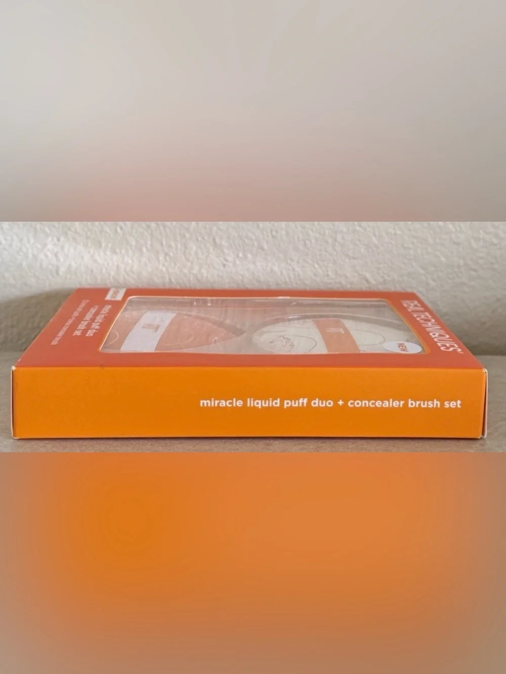 Real Techniques Miracle Puff Duo & Concealer Brush Set NWT Sealed